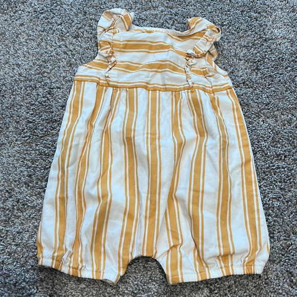 EUC Firsts by petit Lem organic cotton romper Sz 18 m - Picture 3 of 4